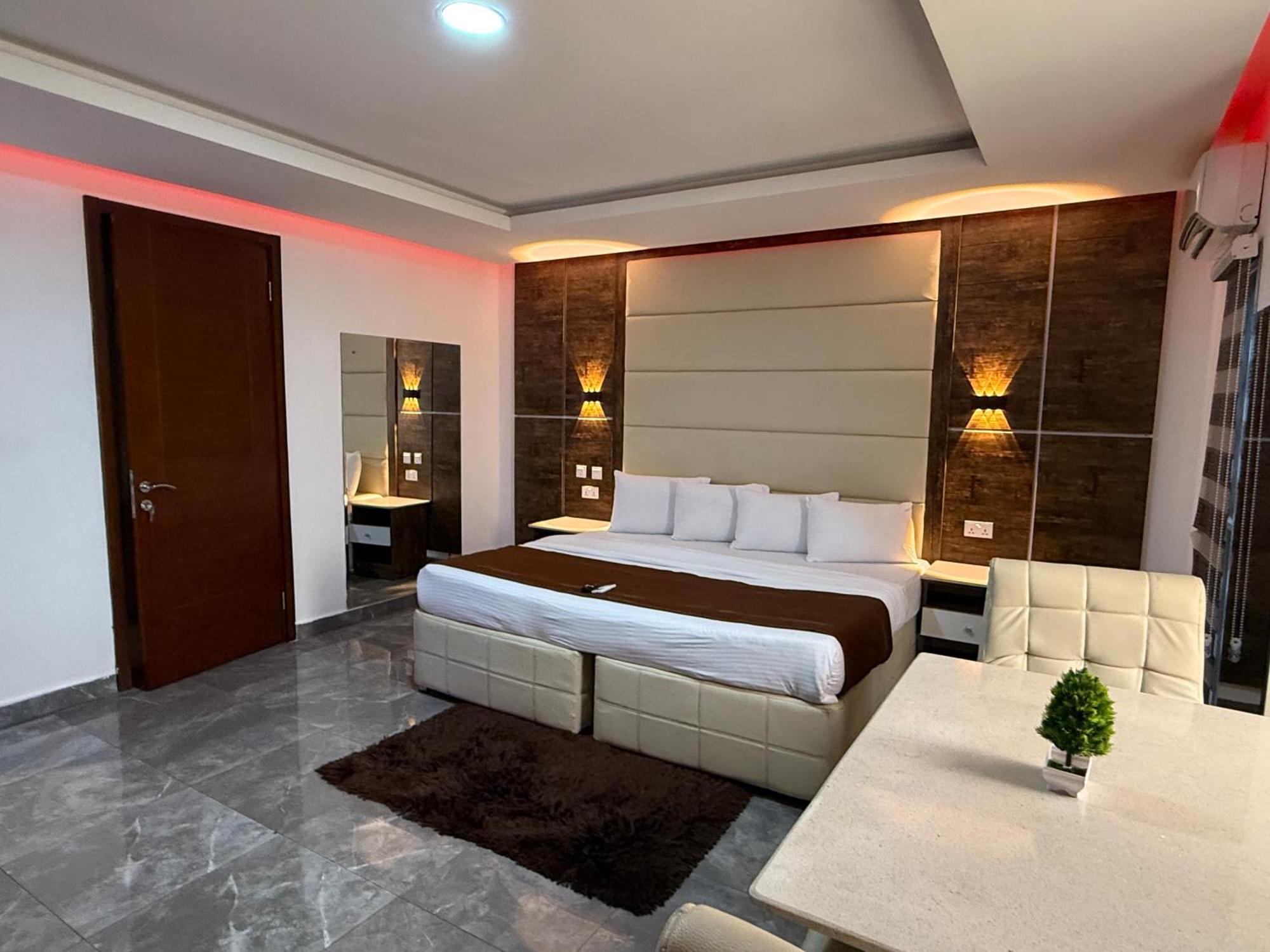 Presken Luxury Apartments Lagos Extérieur photo